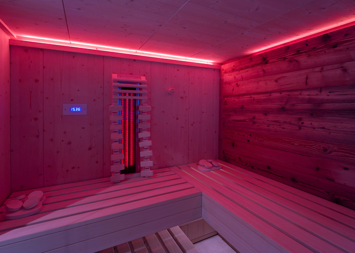 Private Sauna in Badezimmer, Breisach, mit Farblicht und Infrarotsitz